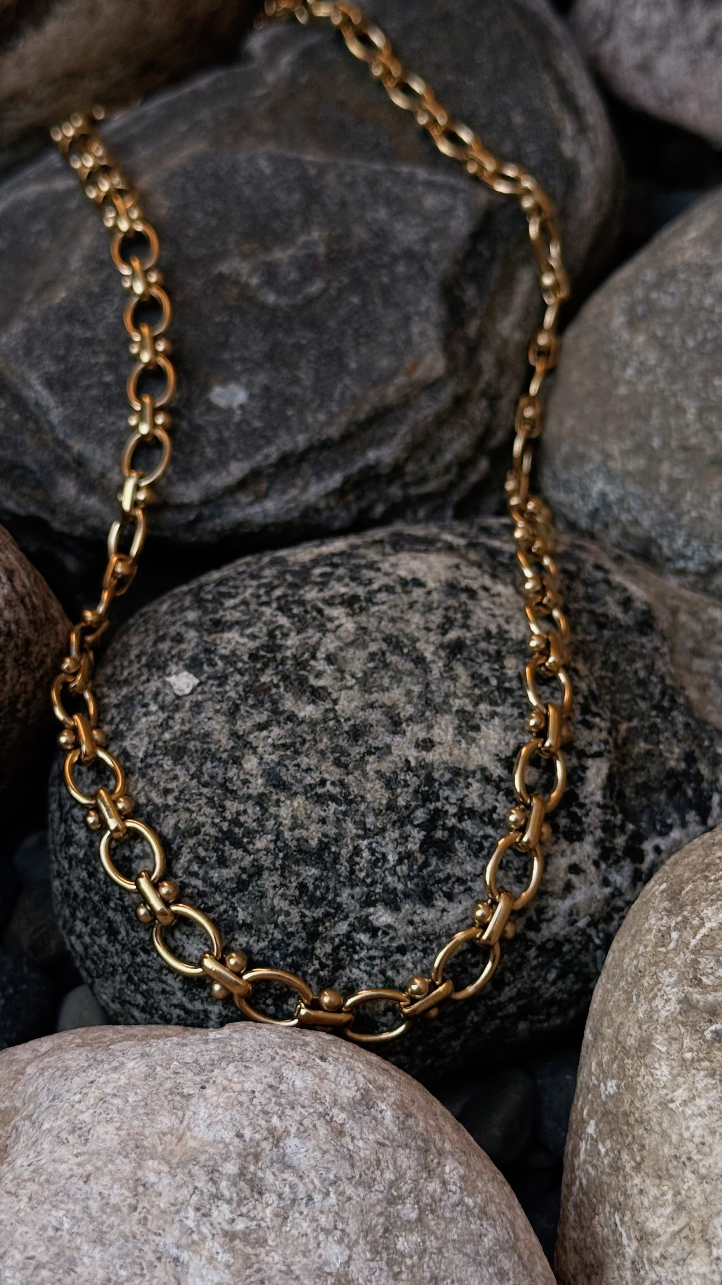 GOLD INDUSTRIAL LINK CHAIN NECKLACE