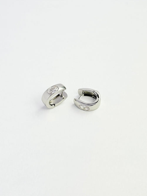 BEZEL-SET SOLITAIRE HUGGER HOOPS