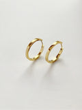 CLASSIC GOLD SLEEK HOOP EARRINGS