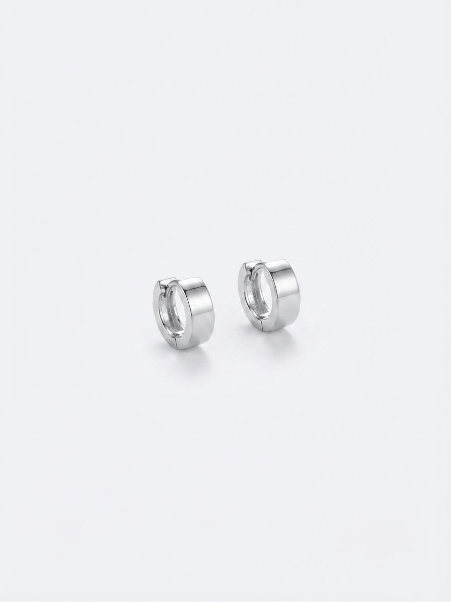 SILVER MEDIUM CHUNKY WIDE HUGGER HOOPS
