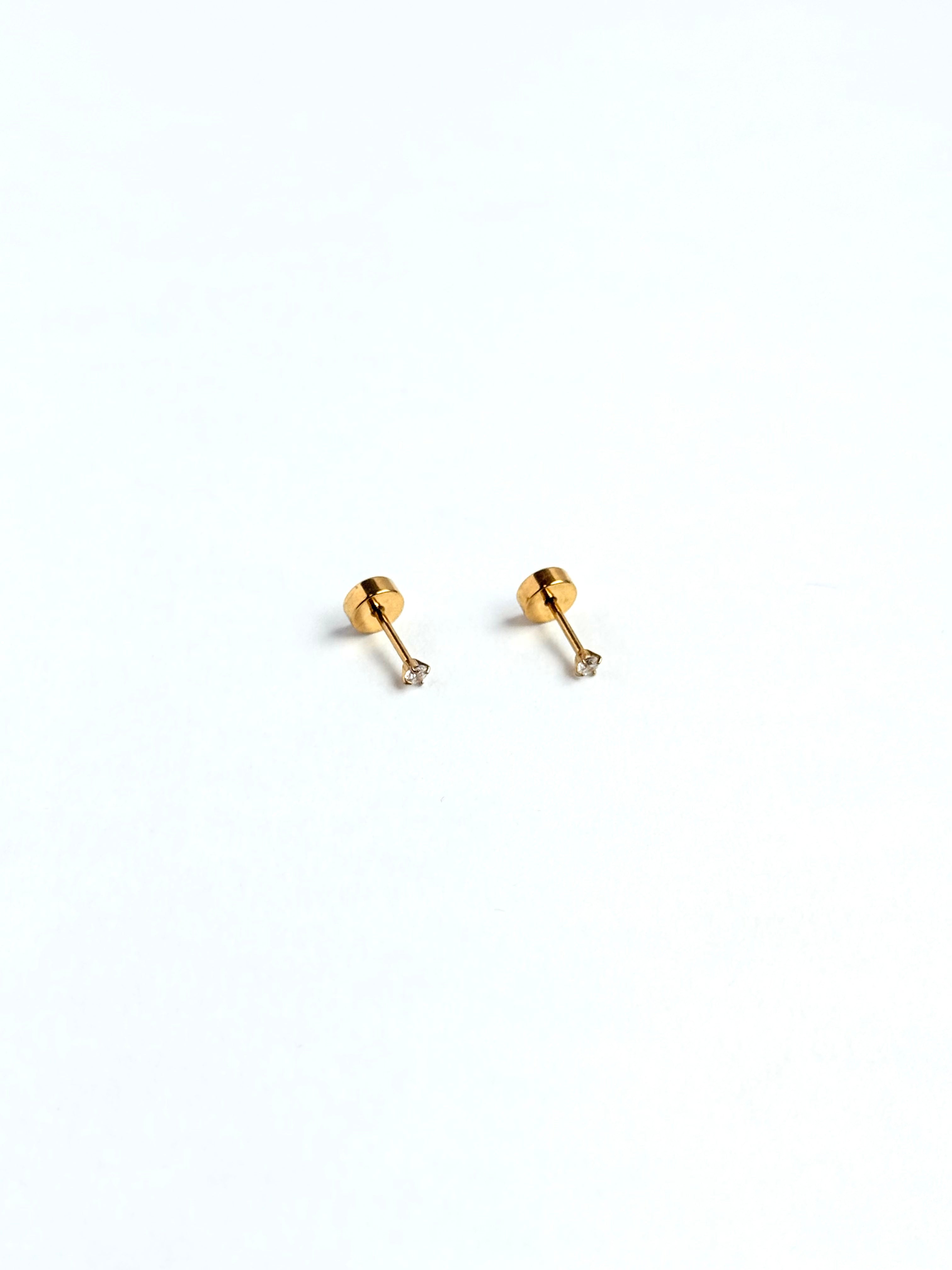 GOLD CUBIC ZIRCONIA FLAT BACK STUDS