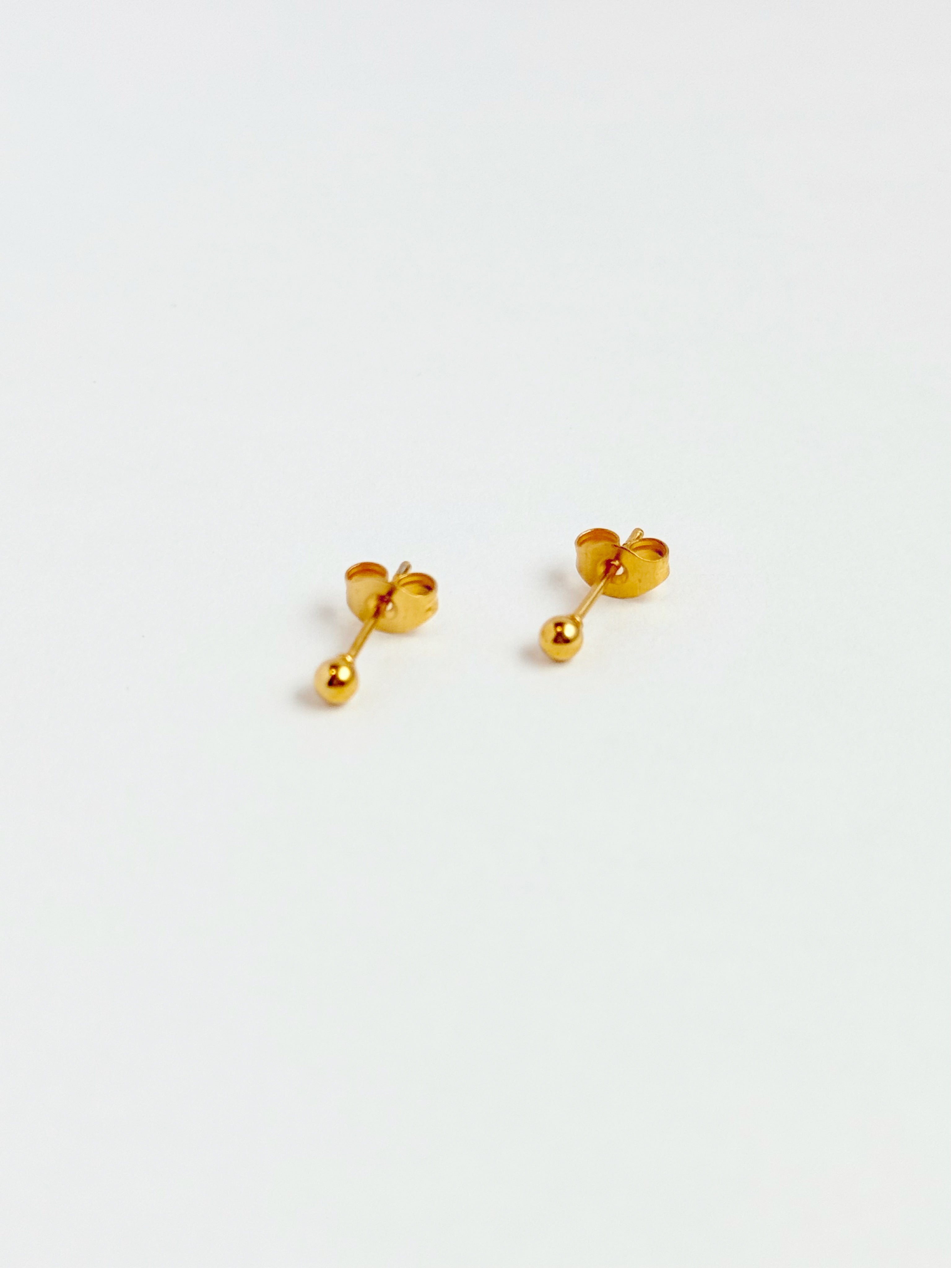 GOLD STAINLESS STEEL BALL STUDS
