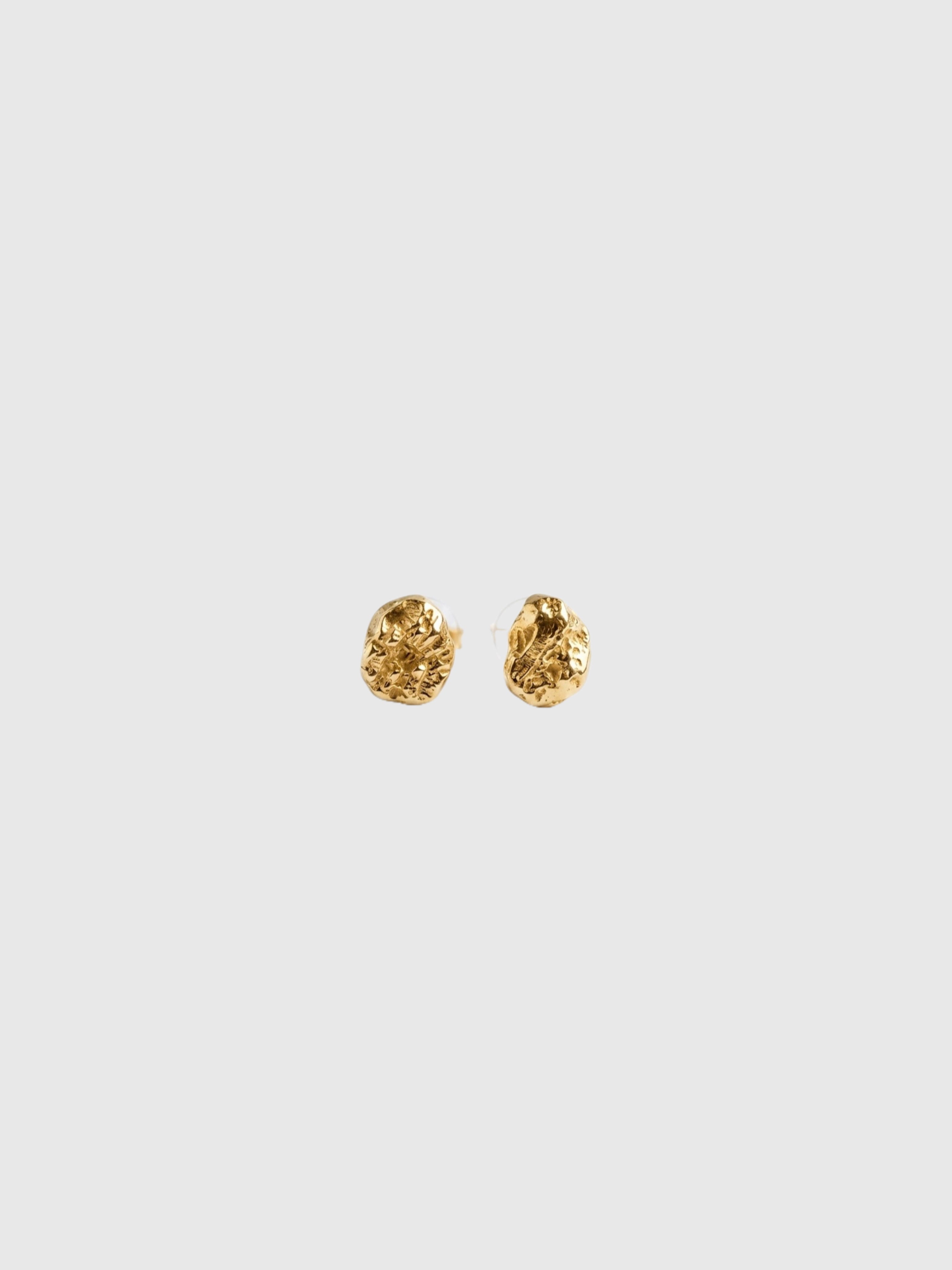GOLD TEXTURED NUGGET STUD EARRINGS