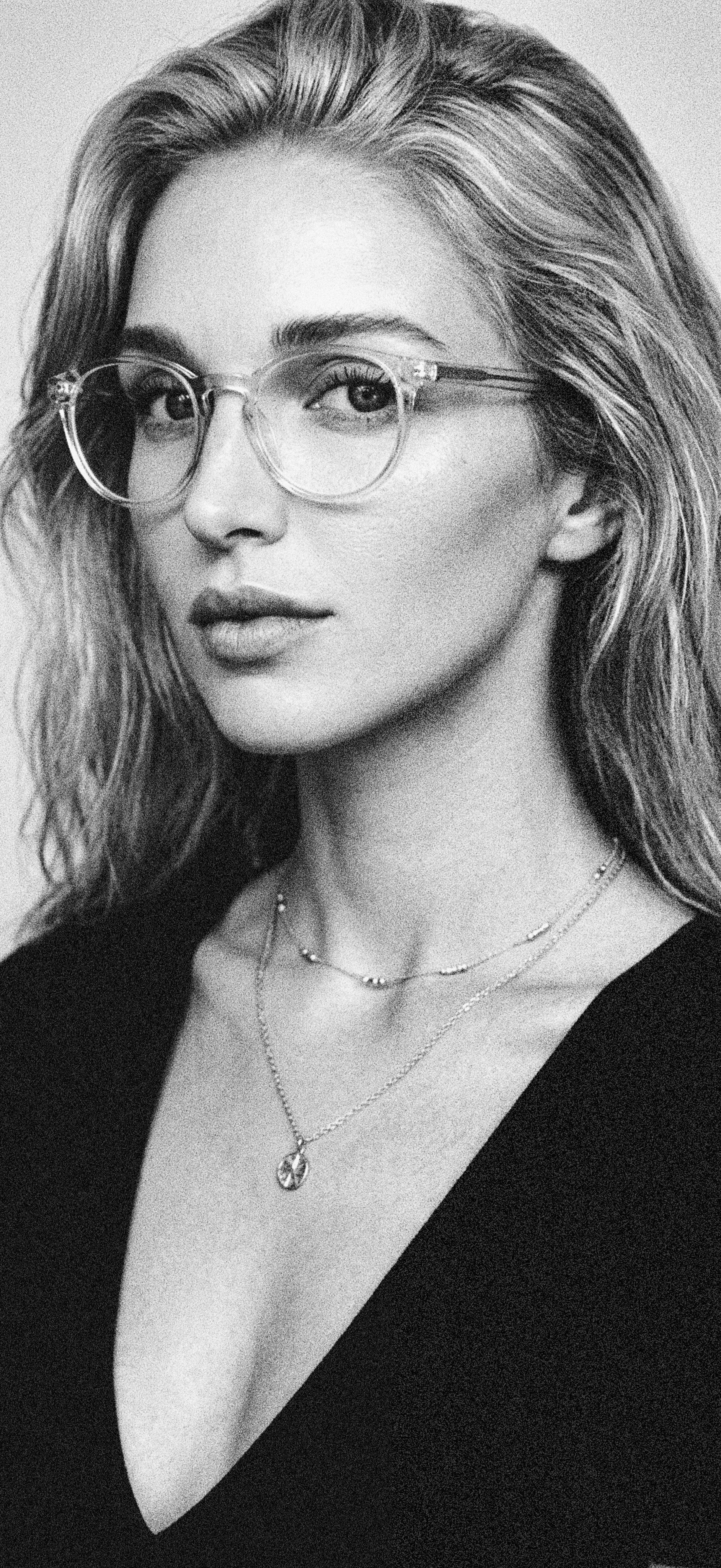 GOLD GEOMETRIC CUBE STATION NECKLACE