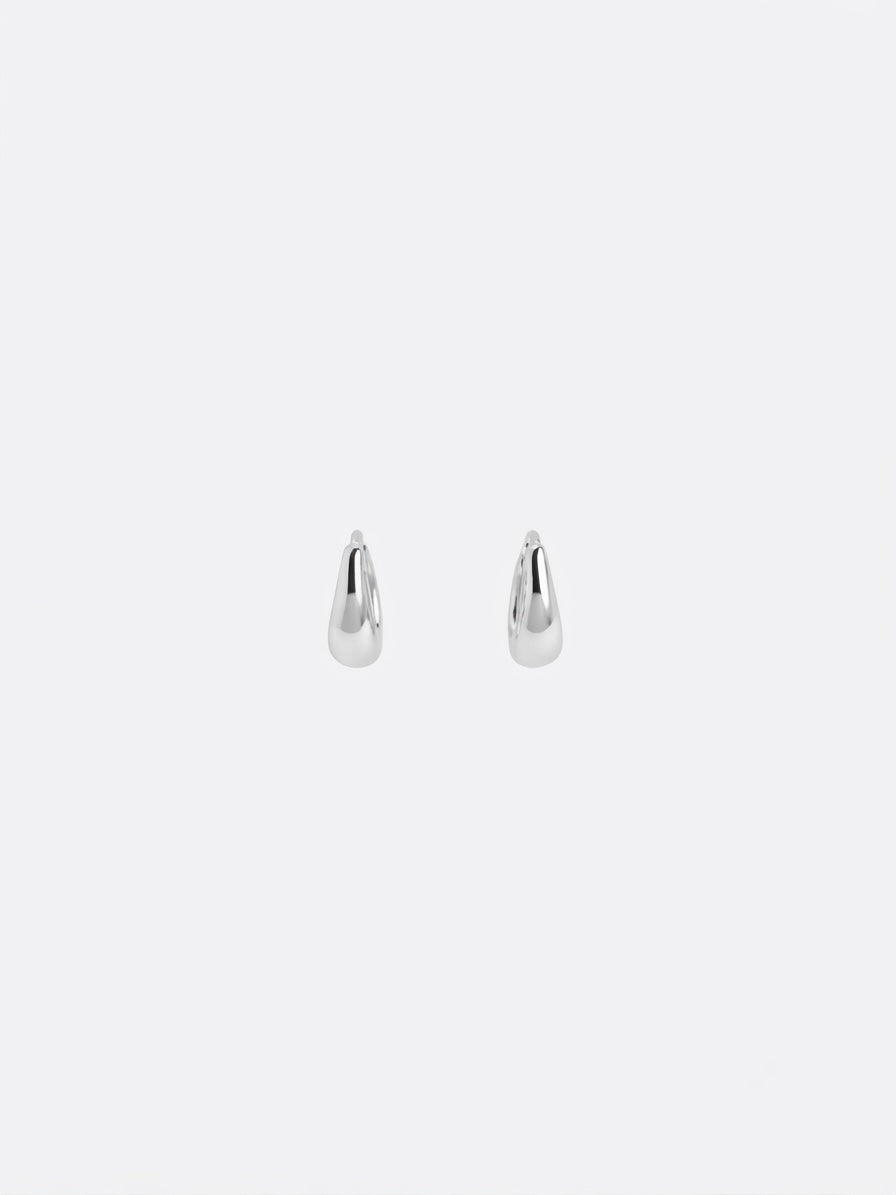SILVER MOLTEN HUGGER HOOPS