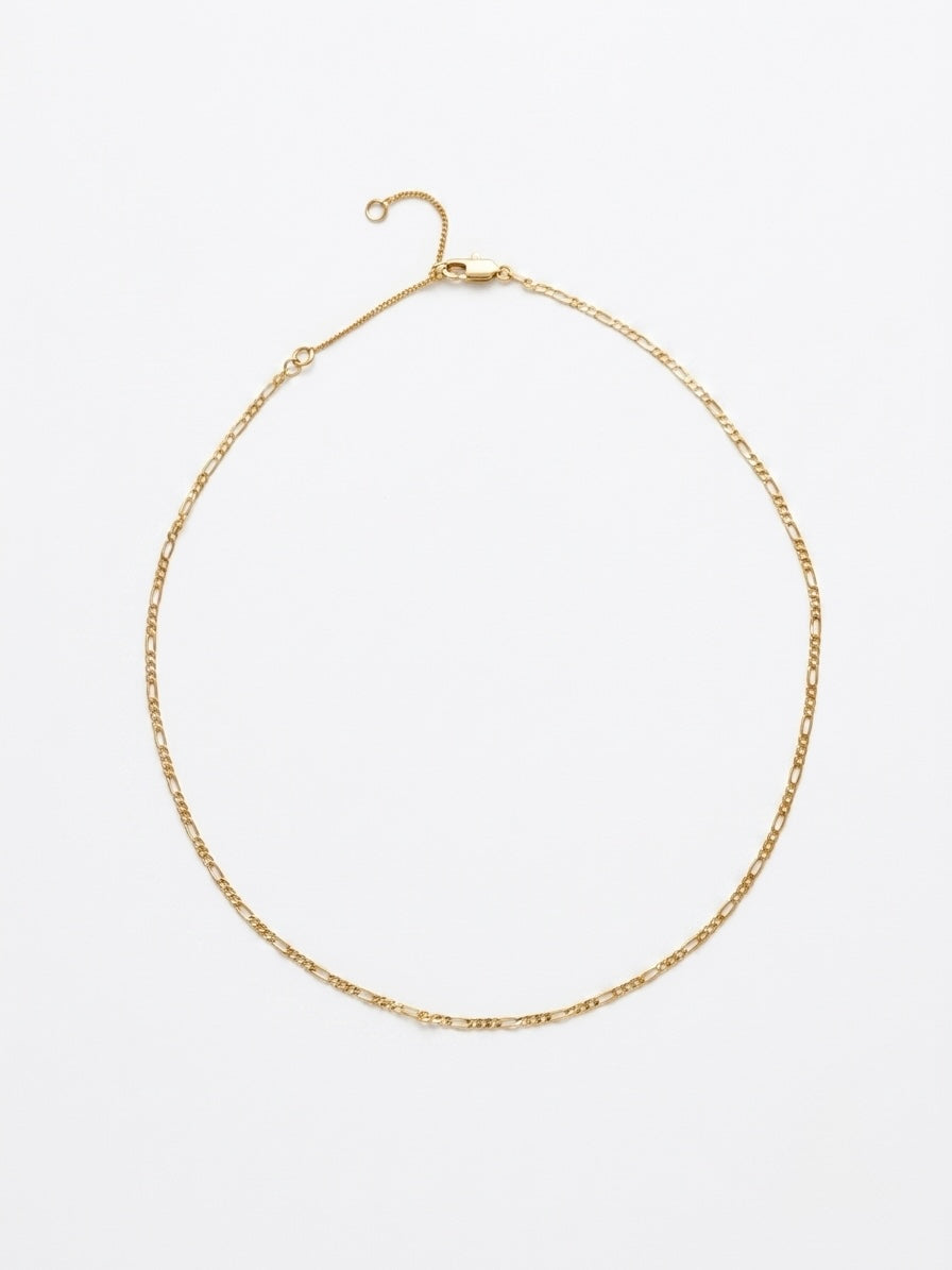 GOLD FINE FIGARO LINK CHAIN NECKLACE