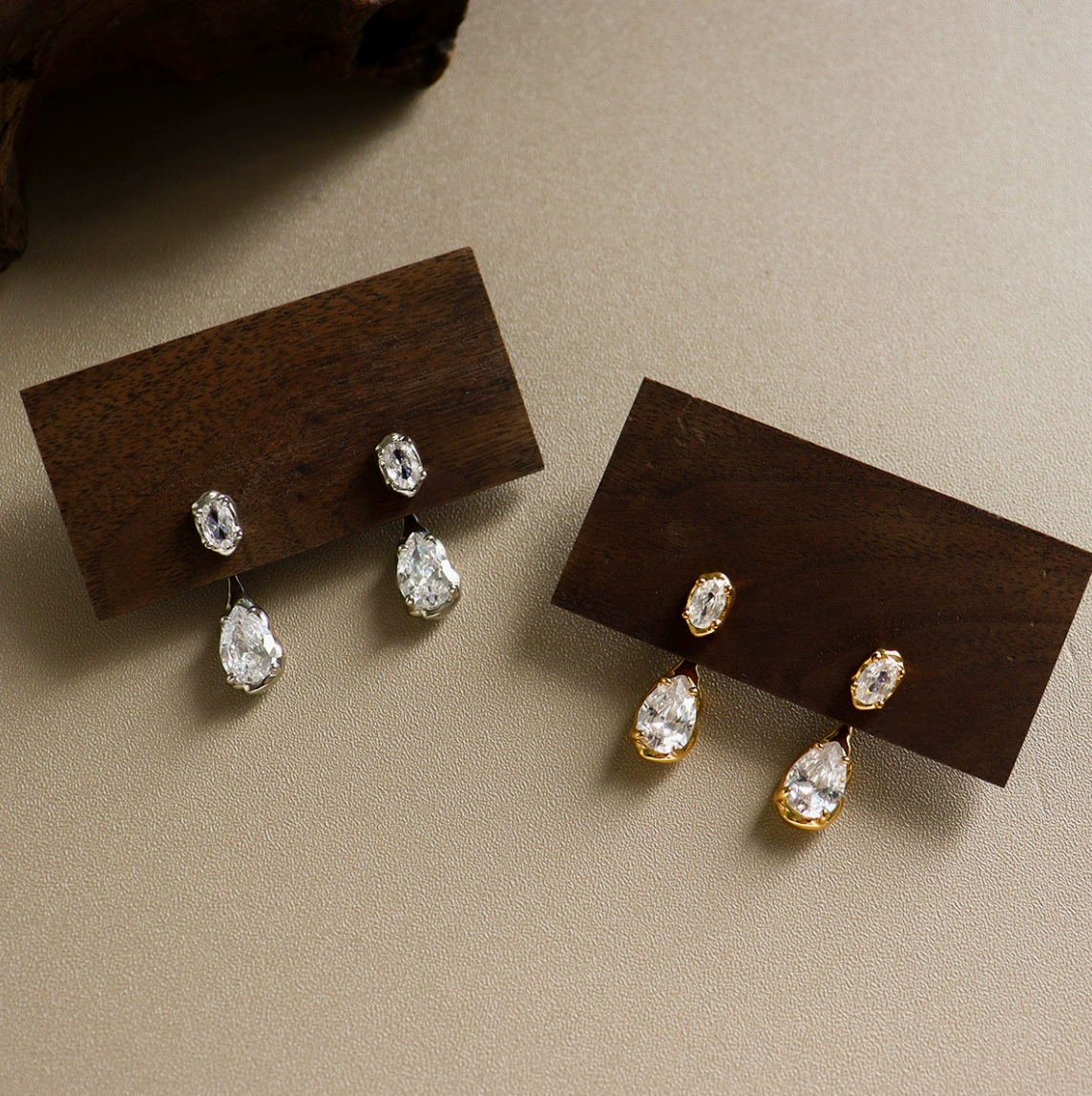 ZIRCONIA TEARDROP EARRINGS