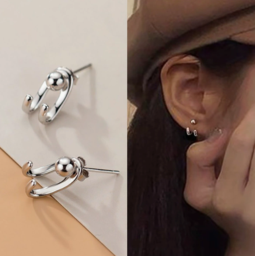 SILVER LIQUID DOUBLE-CLAW STUD EARRINGS