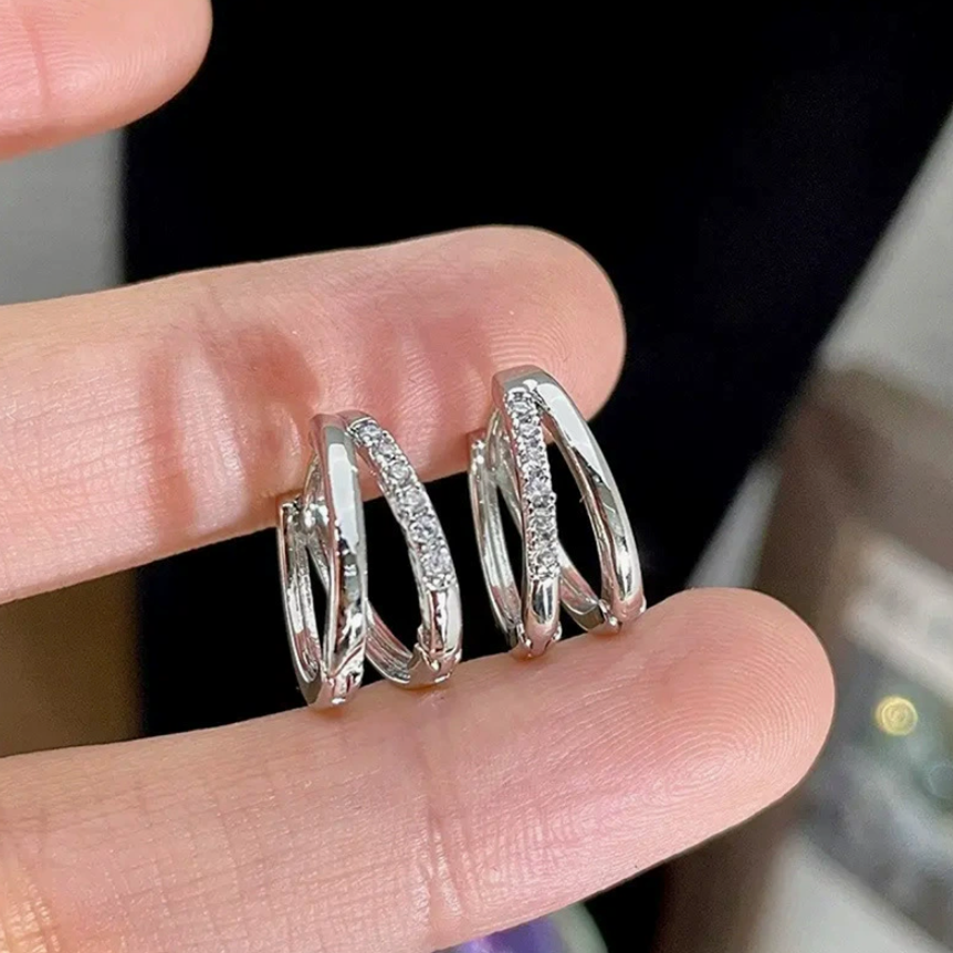 SILVER DUAL-BAND HUGGER HOOPS